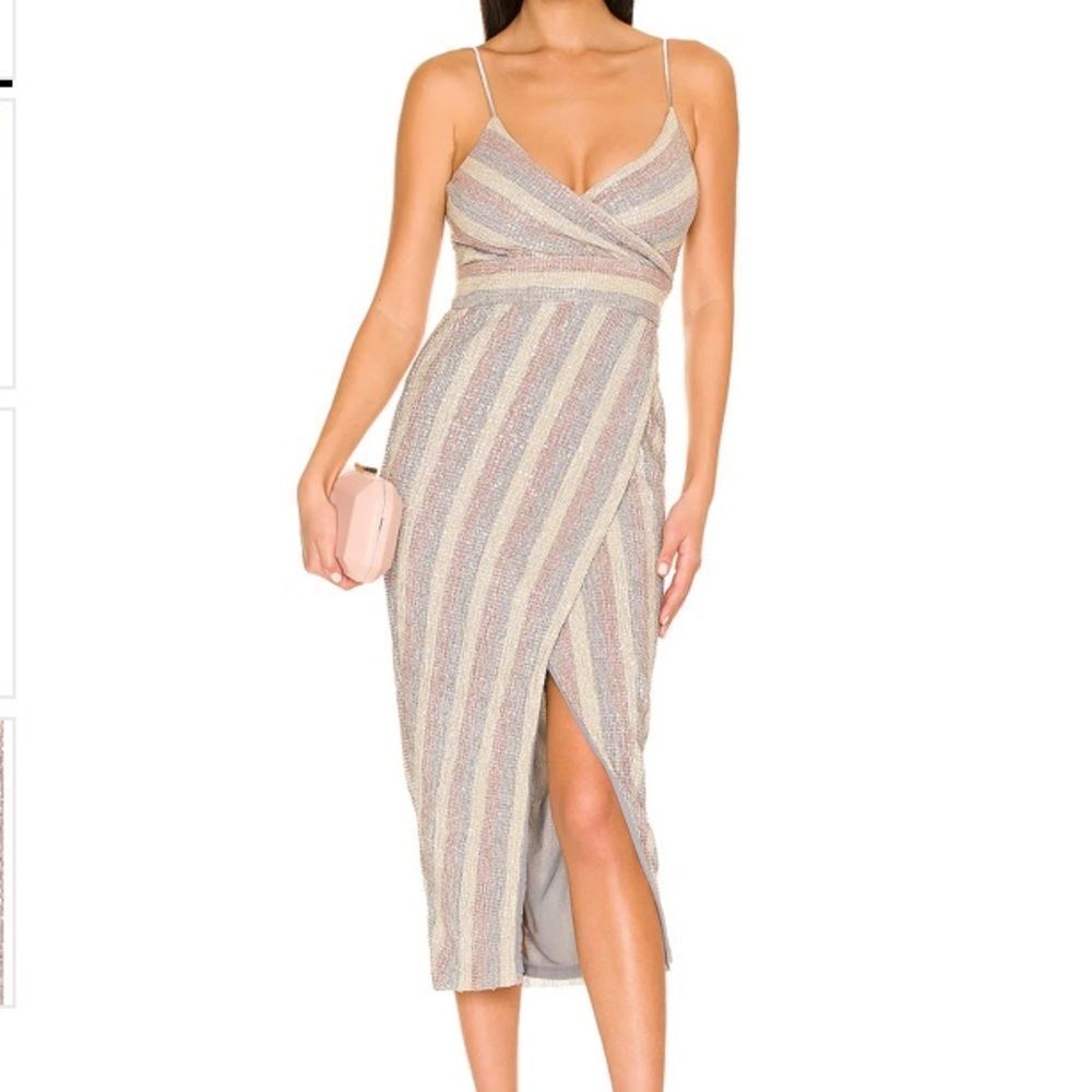 Saylor Meghan Sequin Midi Dress